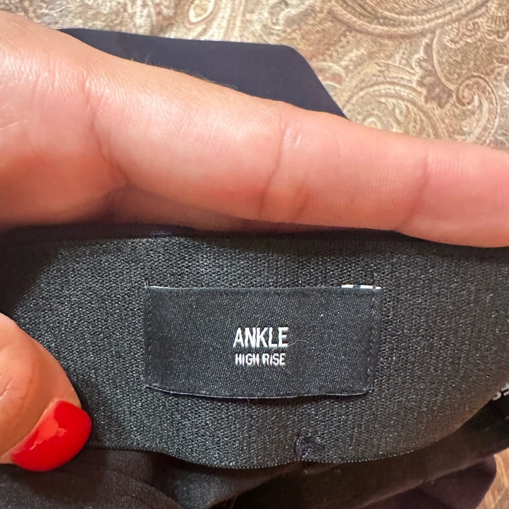 Express pants - Picture 4 of 5